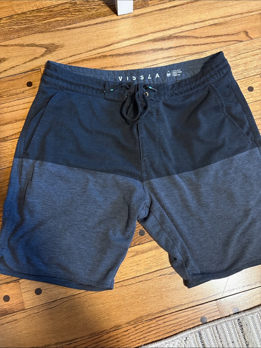 VISSLA Colorblock Black & Charcoal Knit Shorts